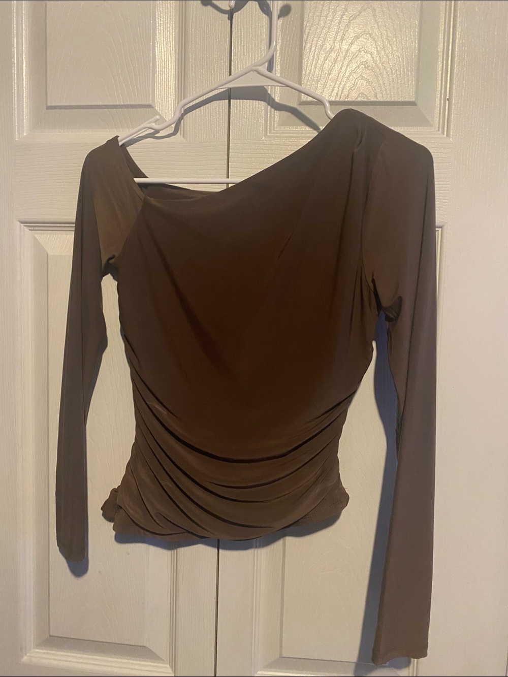 Moa Moa Brown Asymmetric One-Shoulder Long Sleeve Top